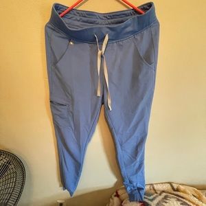 Scrub joggers